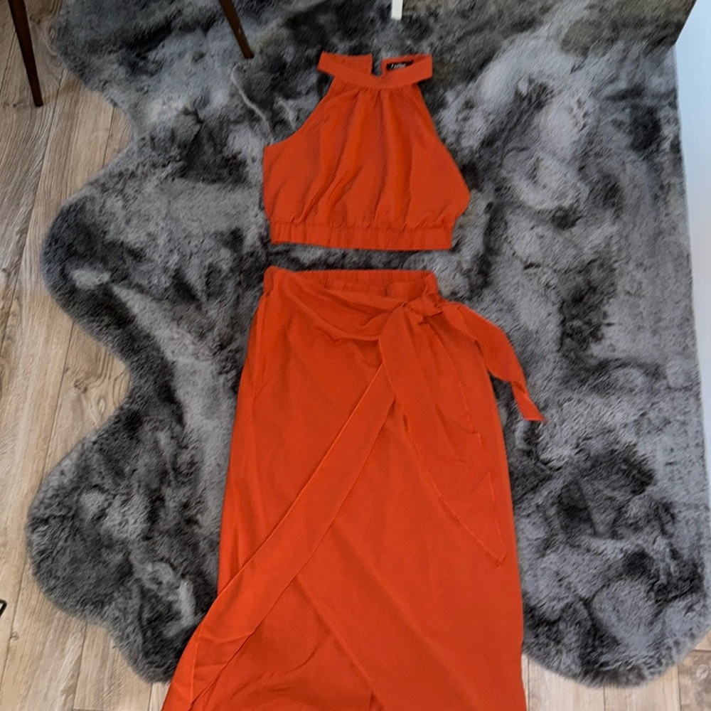 Bought two of this super cute two piece dress. I love the fit of it.